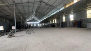 Cho thuê kho xưởng có trang bị PCCC. 900m2/45tr/th đường cont. Điện 3 pha, văn phòng đầy đủ